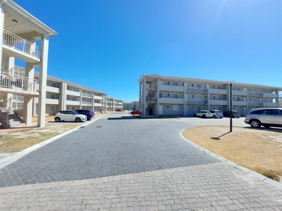 2 Bedroom Property for Sale in Muizenberg Western Cape